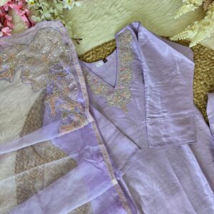 HO Silk Kurta Set
