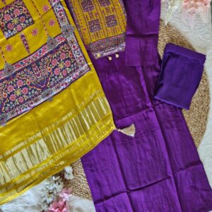 Purple Ghajji Dupatta with Russian Silk Kurta Set