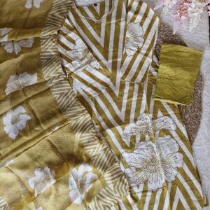 Russian Zig Zag Kurta Set for Women