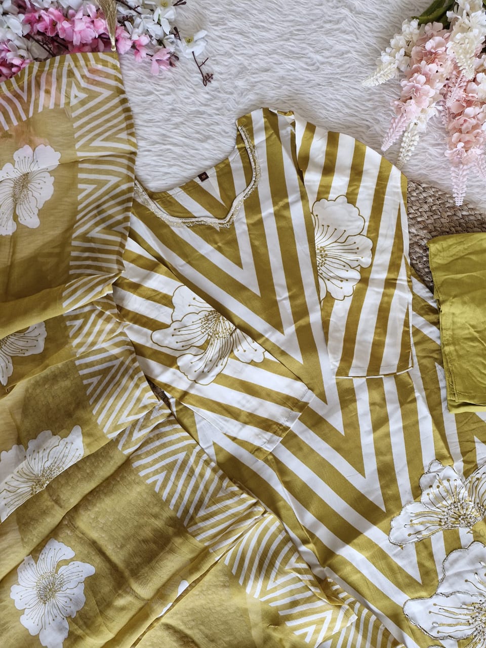 Russian Zig Zag Kurta Set for Women